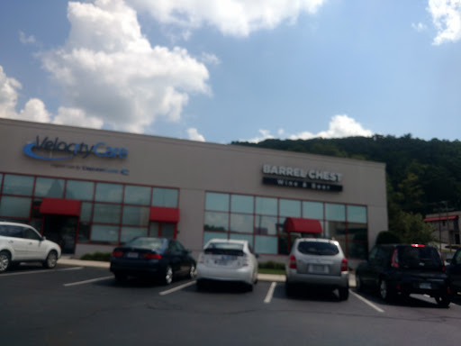 Liquor Store «Barrel Chest Wine & Beer», reviews and photos, 4035 Electric Rd B, Roanoke, VA 24018, USA