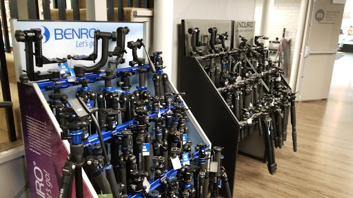 Camera Store «Roberts Camera», reviews and photos, 220 E St Clair St, Indianapolis, IN 46204, USA