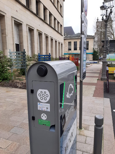 Borne de recharge de véhicules électriques Mouv'Oise Charging Station Beauvais
