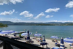 Lago di Bilancino image