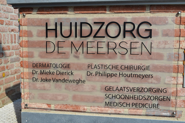 Huidzorg De Meersen: Dr. Dierick Mieke - Dr. Vandeweghe Joke - Walcourt