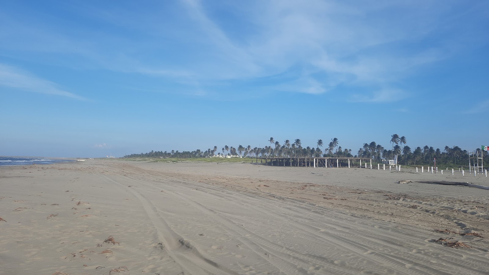 Photo de Playa el Caracol avec un niveau de propreté de partiellement propre