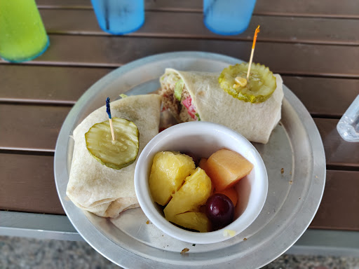 Seafood Restaurant «Dockers Restaurant», reviews and photos, 3505 Marina View Point, Muskegon, MI 49441, USA