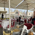 Photo n°4 de l'avis de Scarleth.� fait le 05/10/2022 à 14:41 sur le  Caffè Quadri à Venice