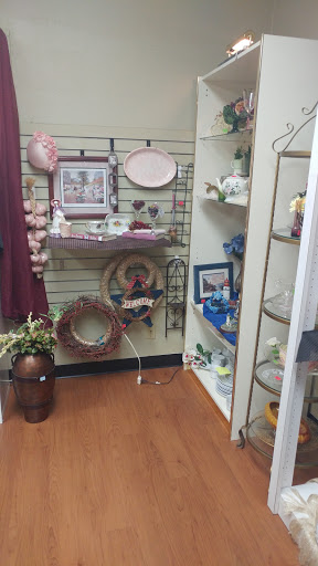 Thrift Store «Union Gospel Mission Store», reviews and photos, 885 Commercial St NE, Salem, OR 97301, USA