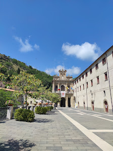 Santuario di San Francesco da Paola Largo S. Francesco di Paola, 87027 Paola CS, Italia