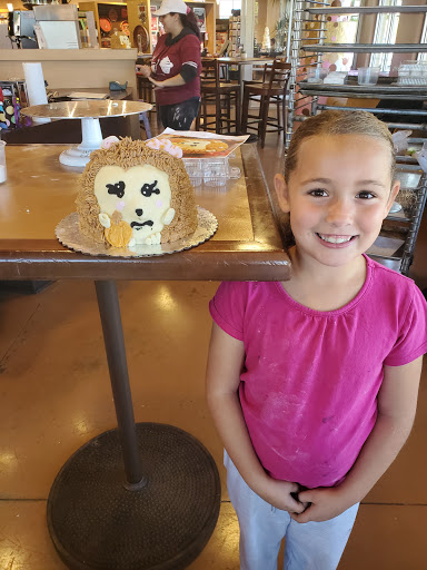 Wedding Bakery «elé Cake Co.», reviews and photos, 810 E Dixie Dr, Dayton, OH 45449, USA