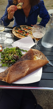 Plats et boissons du Restaurant Les pieds dans l'eau pizzeria créperie bar location de canoe à Bourdeilles - n°17