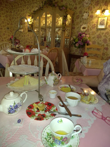 Tea House «Brambles English Tea Room», reviews and photos, 340 5th Ave S, Naples, FL 34102, USA