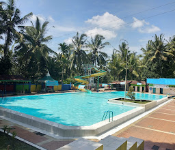 Pemandian Tamansuruh. photo