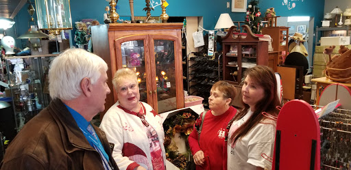 Thrift Store «JCOC Community Thrift», reviews and photos, 120 S Plaza Trail, Virginia Beach, VA 23452, USA