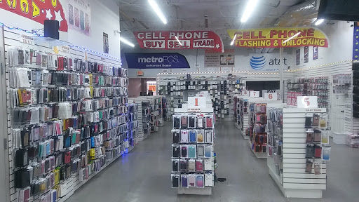 Cell Phone Accessory Store «WIRELESS DEPOT», reviews and photos, 610 SW Military Dr, San Antonio, TX 78221, USA
