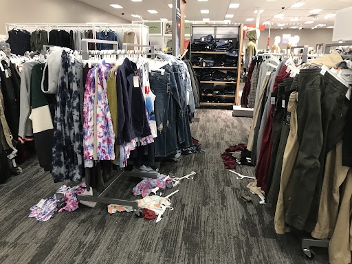 Department Store «Target», reviews and photos, 9669 Mentor Ave, Mentor, OH 44060, USA
