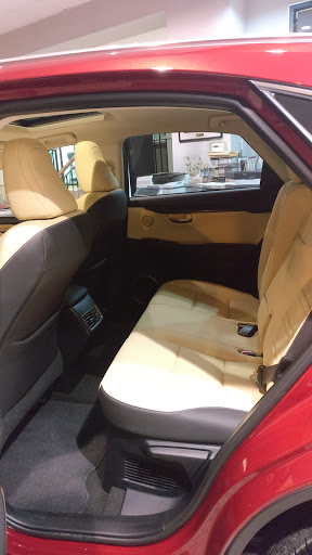 Lexus Dealer «Lexus of Englewood», reviews and photos, 53 Engle St, Englewood, NJ 07631, USA