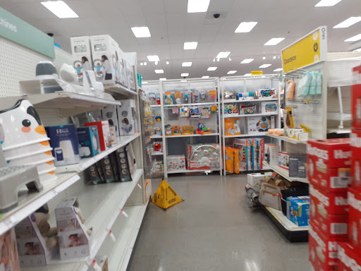 Department Store «Target», reviews and photos, 5901 Douglas Ave, Des Moines, IA 50322, USA