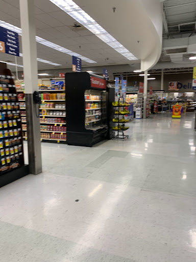 Grocery Store «Family Fare Supermarket», reviews and photos, 7402 N 30th St, Omaha, NE 68112, USA