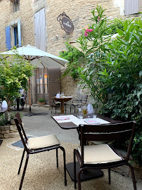 Atmosphère du Restaurant français Restaurant La Bartavelle à Goult - n°3