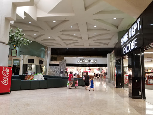 Shopping Mall «Paradise Valley Mall», reviews and photos, 4568 E Cactus Rd, Phoenix, AZ 85032, USA