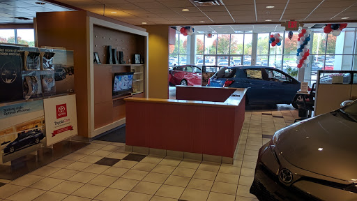 Used Car Dealer «Younger Toyota», reviews and photos, 1945 Dual Hwy, Hagerstown, MD 21740, USA