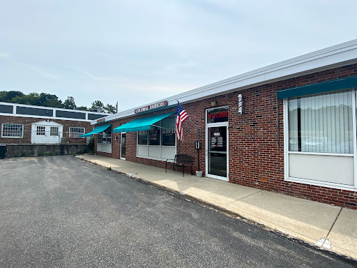 Barber Shop «Colonial Barber Shop», reviews and photos, 211 N Main St, Andover, MA 01810, USA