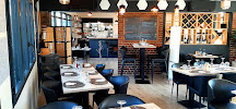 Atmosphère du Restaurant français Le Lounge Restaurant Traiteur Hébergements à Breteuil - n°9