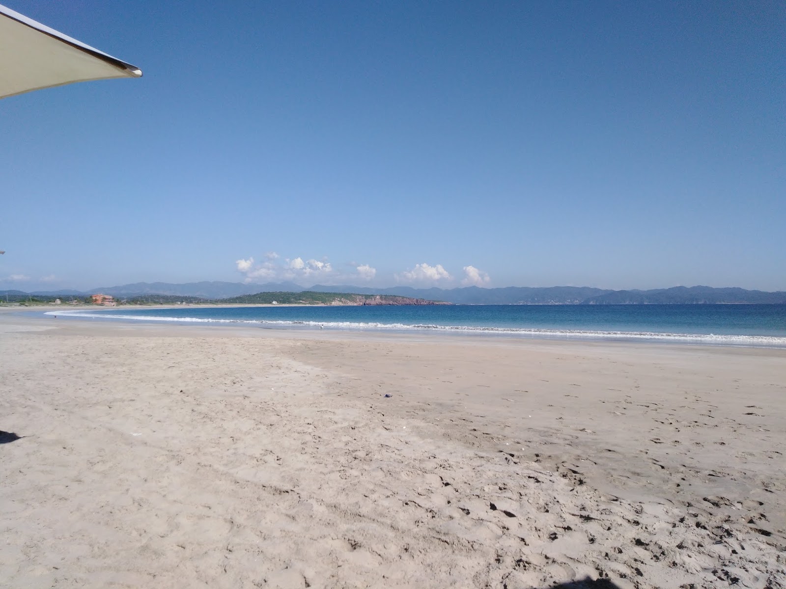 Fotografie cu Morita beach - locul popular printre cunoscătorii de relaxare
