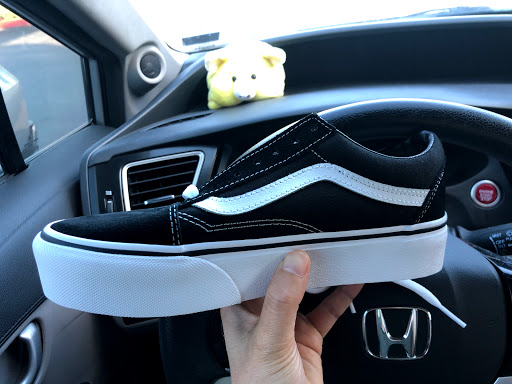 Shoe Store «Vans», reviews and photos, 3314 Livermore Outlets Dr, Livermore, CA 94551, USA
