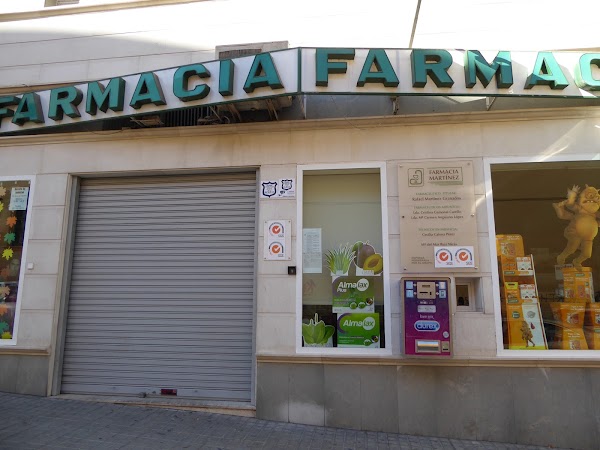 Farmacia Rafael Martínez Granados