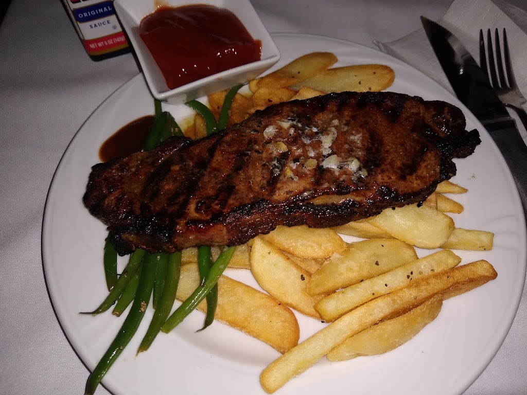 Lighthouse Bar And Bistro 77573