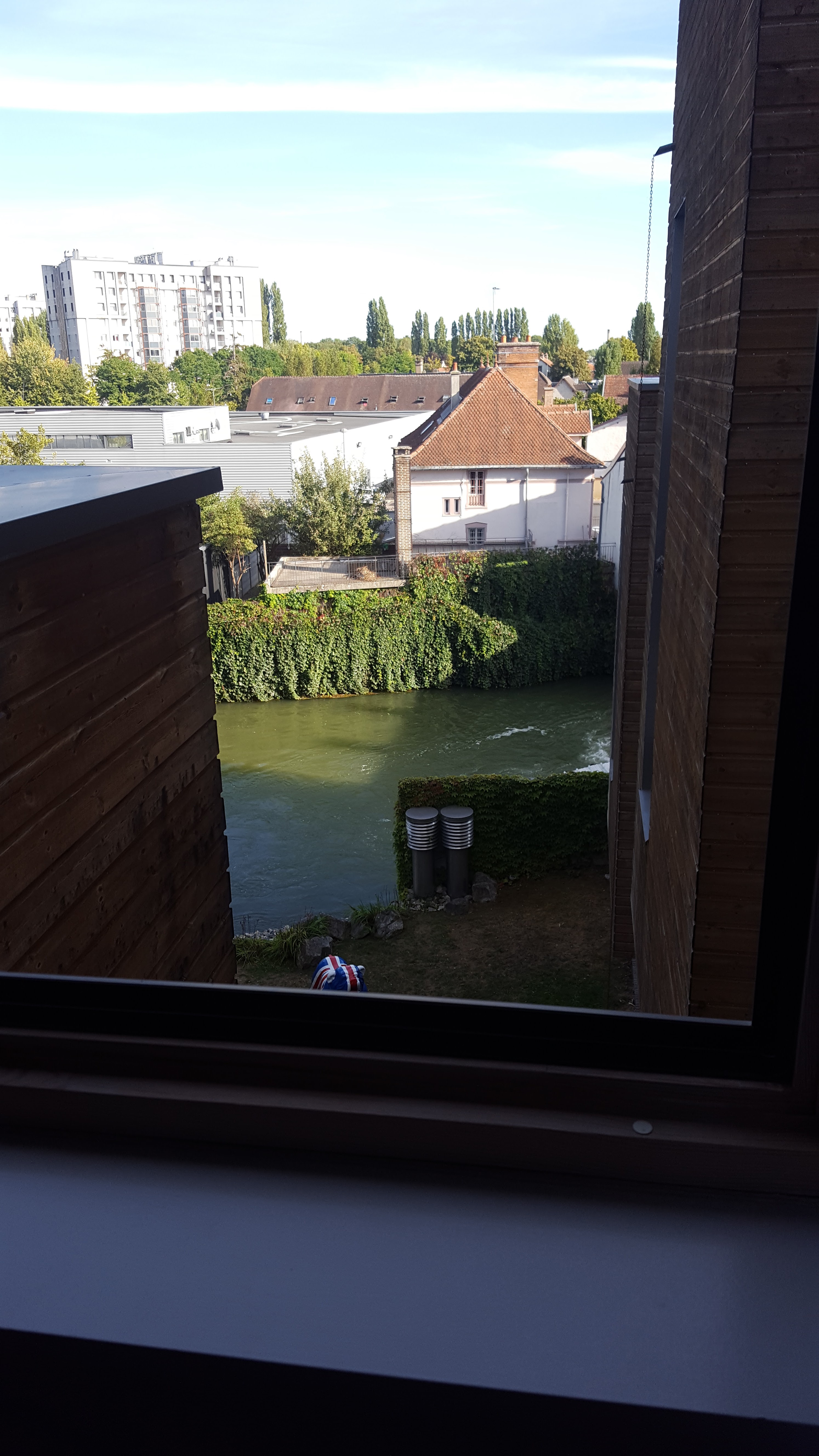 Photo n° 21 de l'avis de Dominique.. fait le 09/09/2018 à 08:23