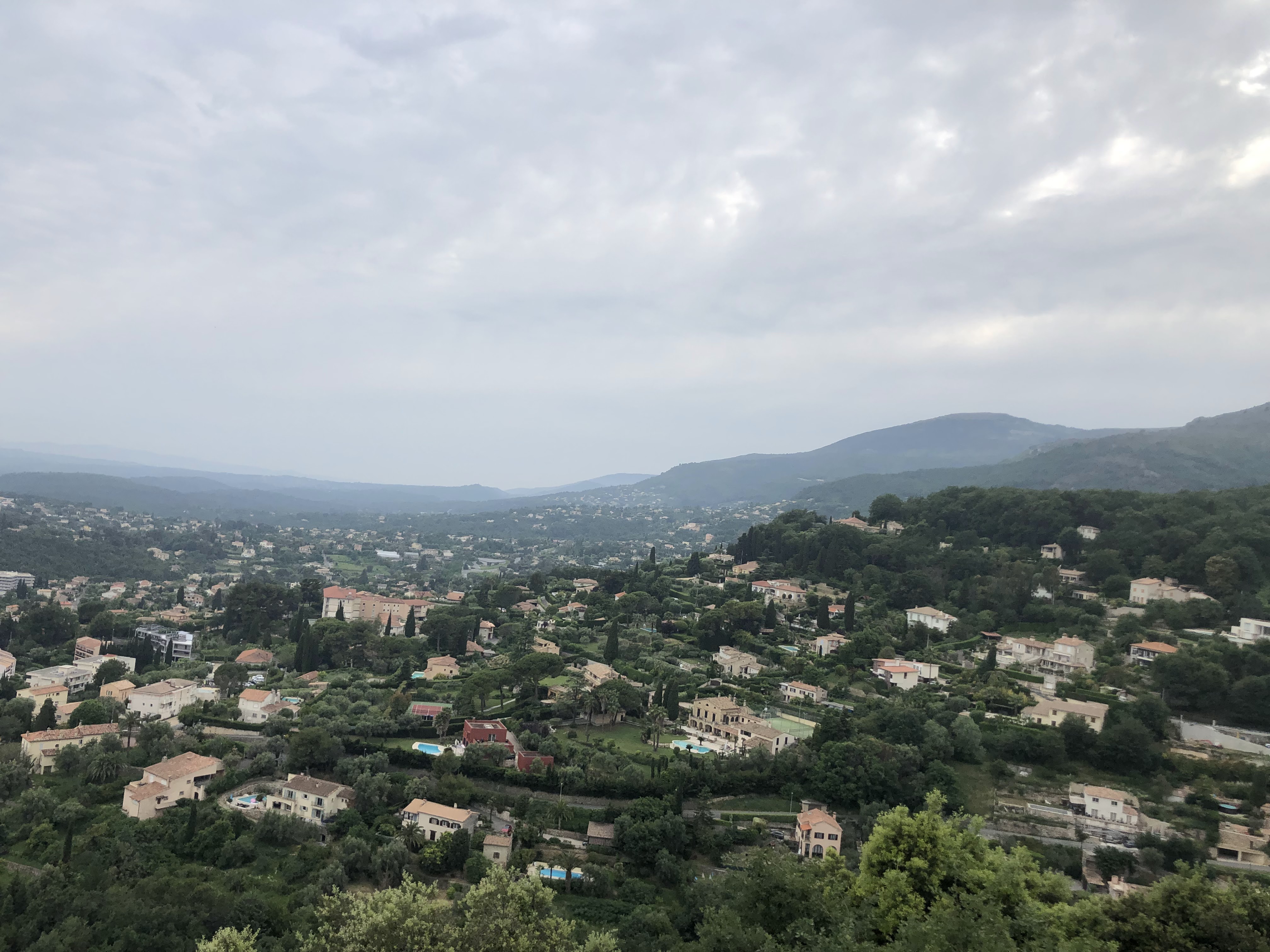 Photo n° 10 de l'avis de Ed. fait le 17/06/2019 à 20:38