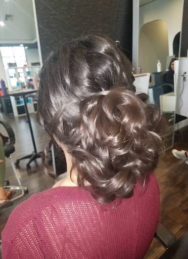 Hair Salon «Christina & Martin Salon», reviews and photos, 28780 The Old Rd, Valencia, CA 91355, USA