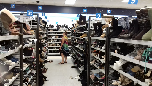 Clothing Store «Ross Dress for Less», reviews and photos, 628 Palomar St, Chula Vista, CA 91911, USA