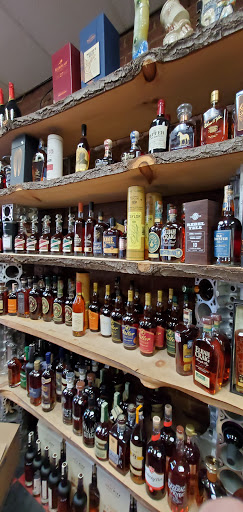 Liquor Store «Red Castle Liquor Store and Growler Filling Station», reviews and photos, 1200 S 1st St, Louisville, KY 40203, USA