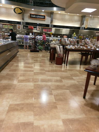 Grocery Store «Harris Teeter», reviews and photos, 3501 Oleander Dr, Wilmington, NC 28403, USA