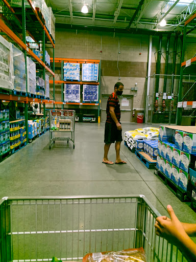 Warehouse store «Costco Wholesale», reviews and photos, 10088 Gulf Center Dr, Fort Myers, FL 33913, USA