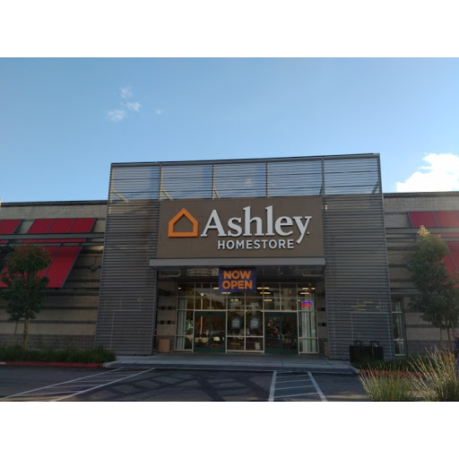 Furniture Store «Ashley HomeStore», reviews and photos, 3839 Emery St #300, Emeryville, CA 94608, USA