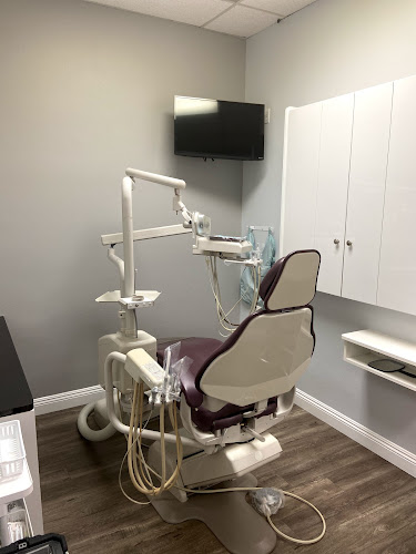 Velazquez Dental Office