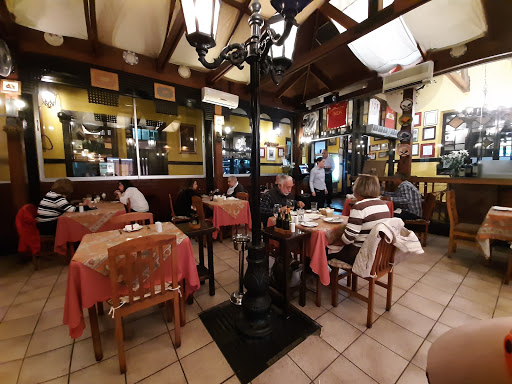 Ana María Restaurant - Club Hípico 476, Santiago, Región Metropolitana, Chile