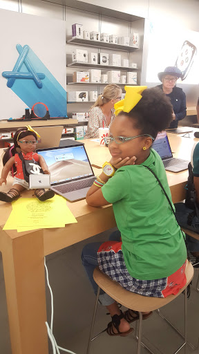 Computer Store «Apple Willowbrook Mall», reviews and photos, 2000 Willowbrook Dr, Houston, TX 77064, USA