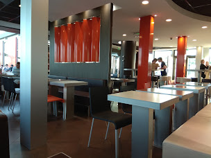 Photo n°21 de McDonald's à École-Valentin ()