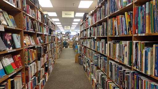 Book Store «Half Price Books», reviews and photos, 5605 Touhy Ave, Niles, IL 60714, USA