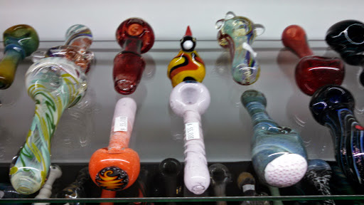 Pipe Supplier «Highlander Smoke Shop», reviews and photos, 802 16th St, Greeley, CO 80603, USA