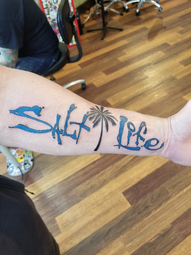 Tattoo Shop «Read Street Tattoo Parlor», reviews and photos, 882 Park Ave, Baltimore, MD 21201, USA