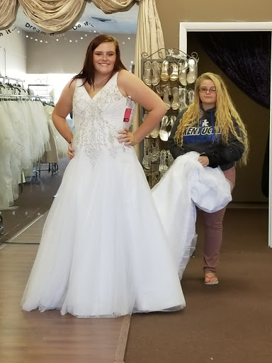 Bridal Shop «A Bridal Path», reviews and photos, 55 Commonwealth Ave, Bristol, VA 24201, USA