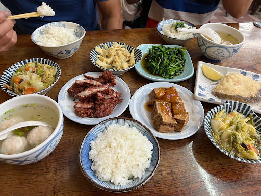 嘉鄉魯肉飯 的照片
