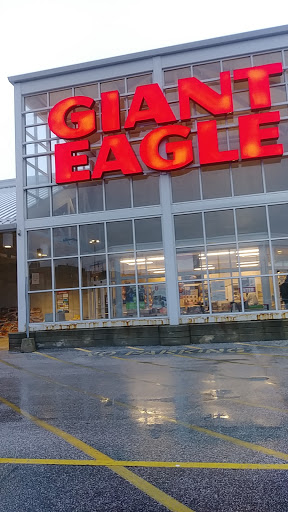 Supermarket «Giant Eagle Supermarket», reviews and photos, 14100 Detroit Ave, Lakewood, OH 44107, USA