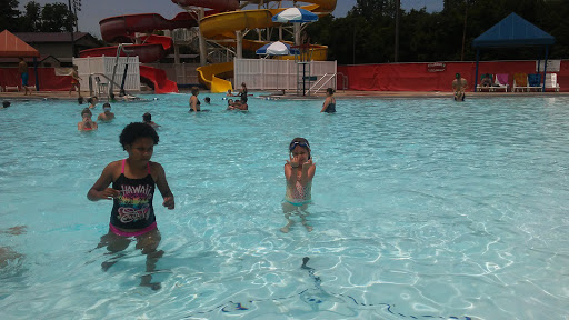 Public Swimming Pool «Union City Swimming Pool», reviews and photos