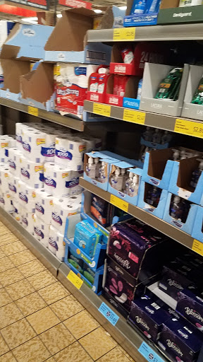 Supermarket «ALDI», reviews and photos, 3804 Fishcreek Rd, Stow, OH 44224, USA