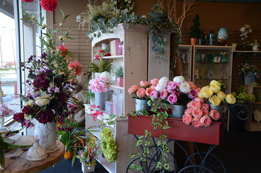 Florist «A Touch Of Elegance Florist», reviews and photos, 12123 Shelbyville Rd, Louisville, KY 40243, USA
